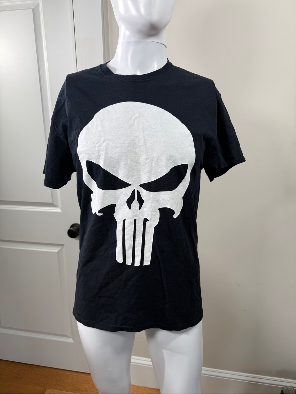 Fruit of the Loom Black Short Sleeve Tee with Large White Skull Graphic